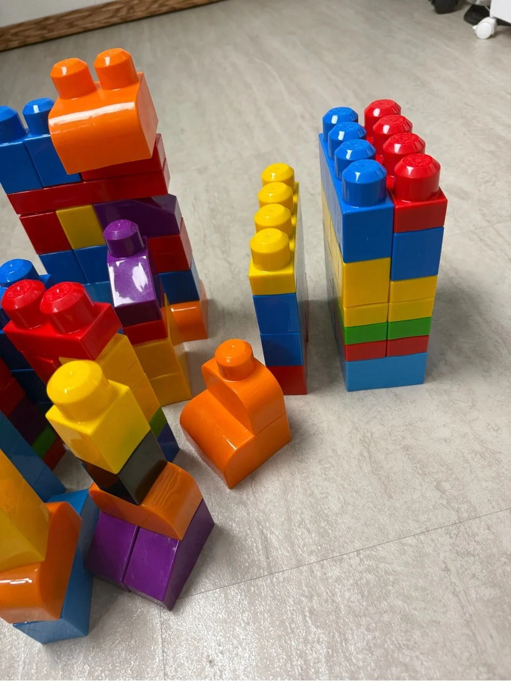Mega Bloks First Builders Big Building Bag with blocks - 80 Piece Kids Block Set